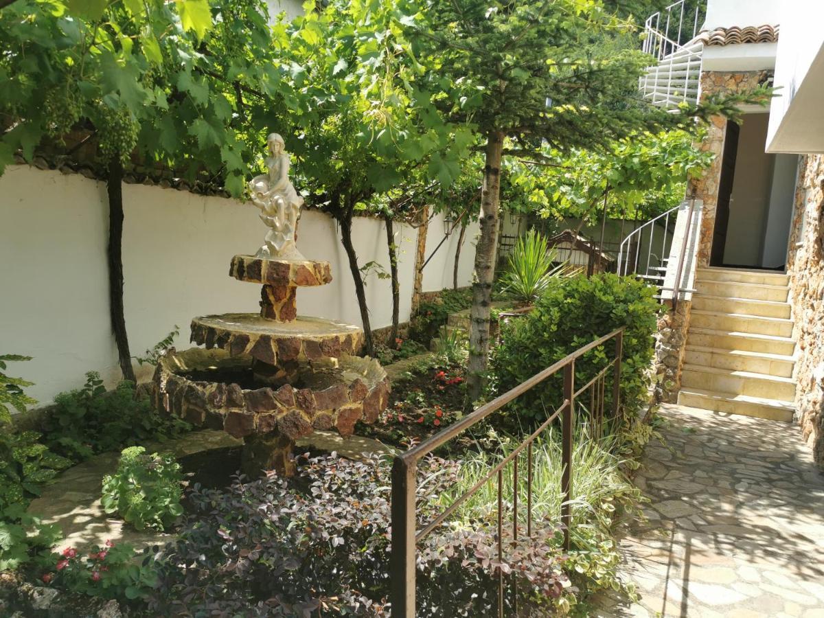 Villa Marieta Guesthouse Balchik Exterior photo